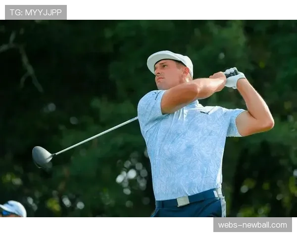 科普卡与德尚博同组竞技，两人全程零交流画面引媒体热议